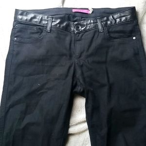 Alice + Olivia Leather trim Jean